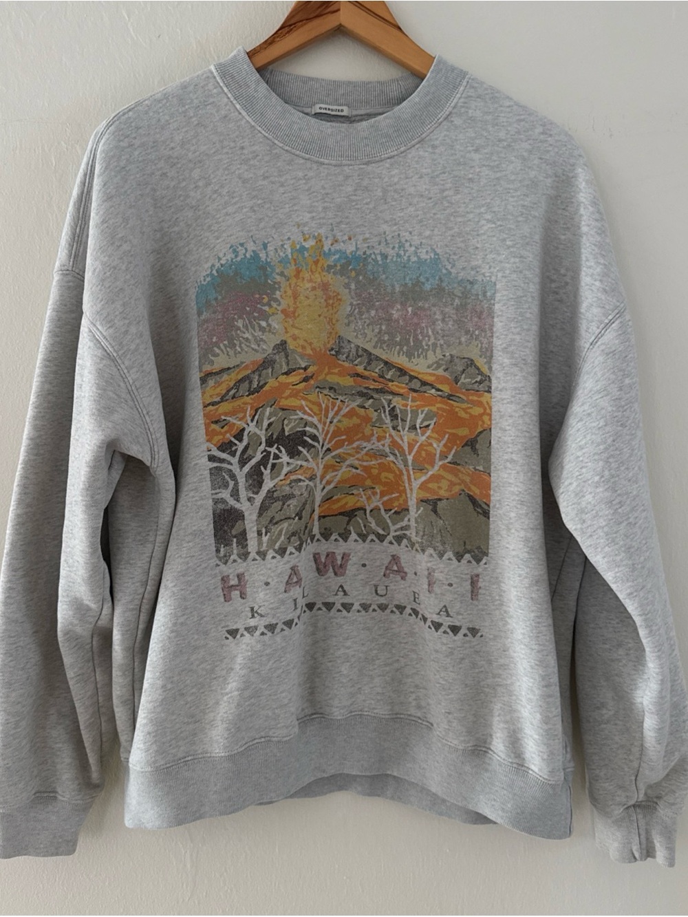 Abercrombie & Fitch Sweatshirt Hawaii Kilauea Volcano Gray Fleece Crew Medium